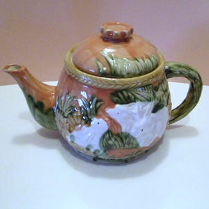 Vintage Majolica Bunny Rabbits Teapot, Pottery Teapot, Bunny Rabbit Teapot, Unique Teapot Gift, White Rabbit Teapot, Pottery Rabbit Teapot