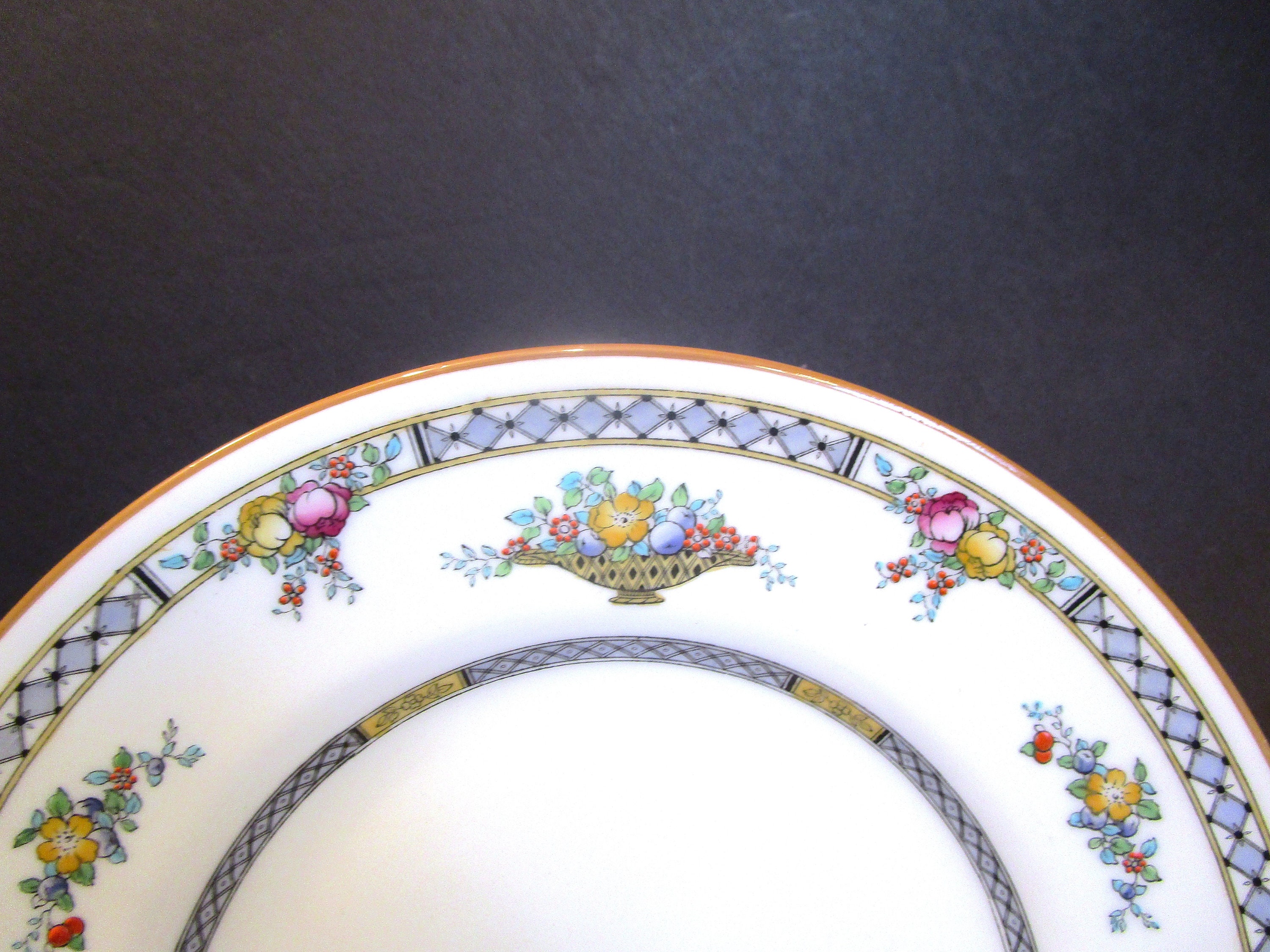 希少なロイヤルドルトン サラダプレート H1424 - 直径9インチ - Etsy 日本