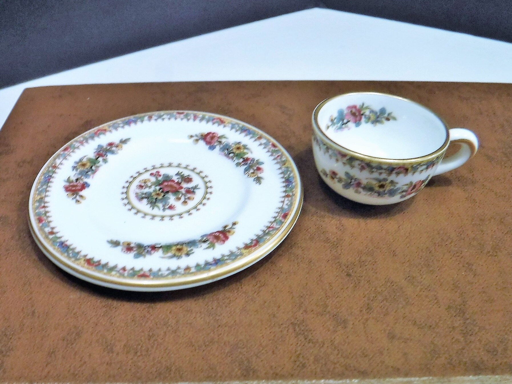 Coalport Miniature Ming Rose Cup and Plate: Fine Bone China