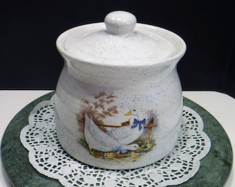 Geese Ceramic Jar Canister 6 1/2 in,White Speckled Blue Jar Container, Country Farmhouse Kitchen Decor, Blue and White Kitchen Canister, MER