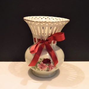 Victorian Rose Formalities Rose Vase,FREE SHIPPING, Victorian style pierced design 7 1/2 in Tall,Baum Brothers Vase Red Pink Roses gold trim