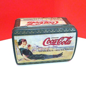 COCA COLA Domed Hinged Tin, Coca Cola The Drink of All The Year Delicious Refreshing 1993, Coca Cola Refreshing Lady on Beach Hinged Tin