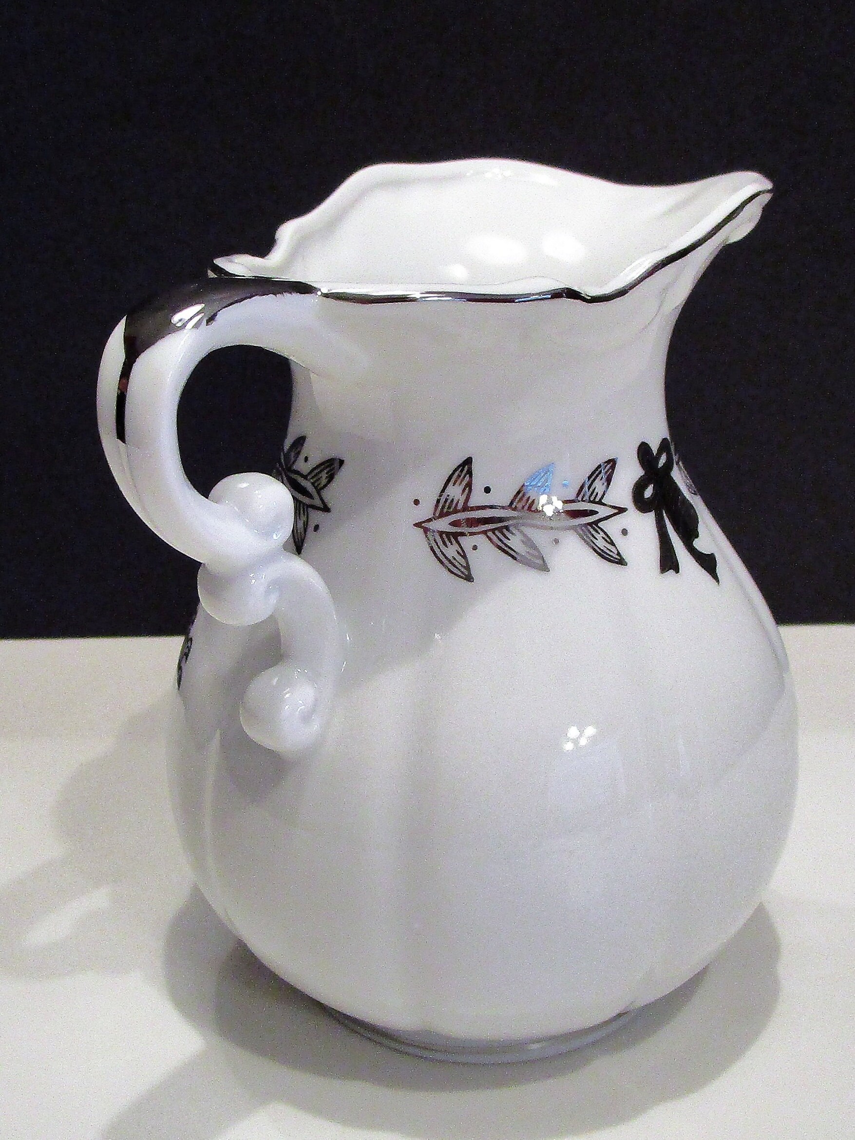 レフトン シルバーアニバーサリーピッチャー：25周年記念中国 - Etsy 日本