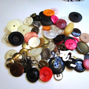 Colección de botones grandes vintage: Botones surtidos para manualidades de costura de 8 oz