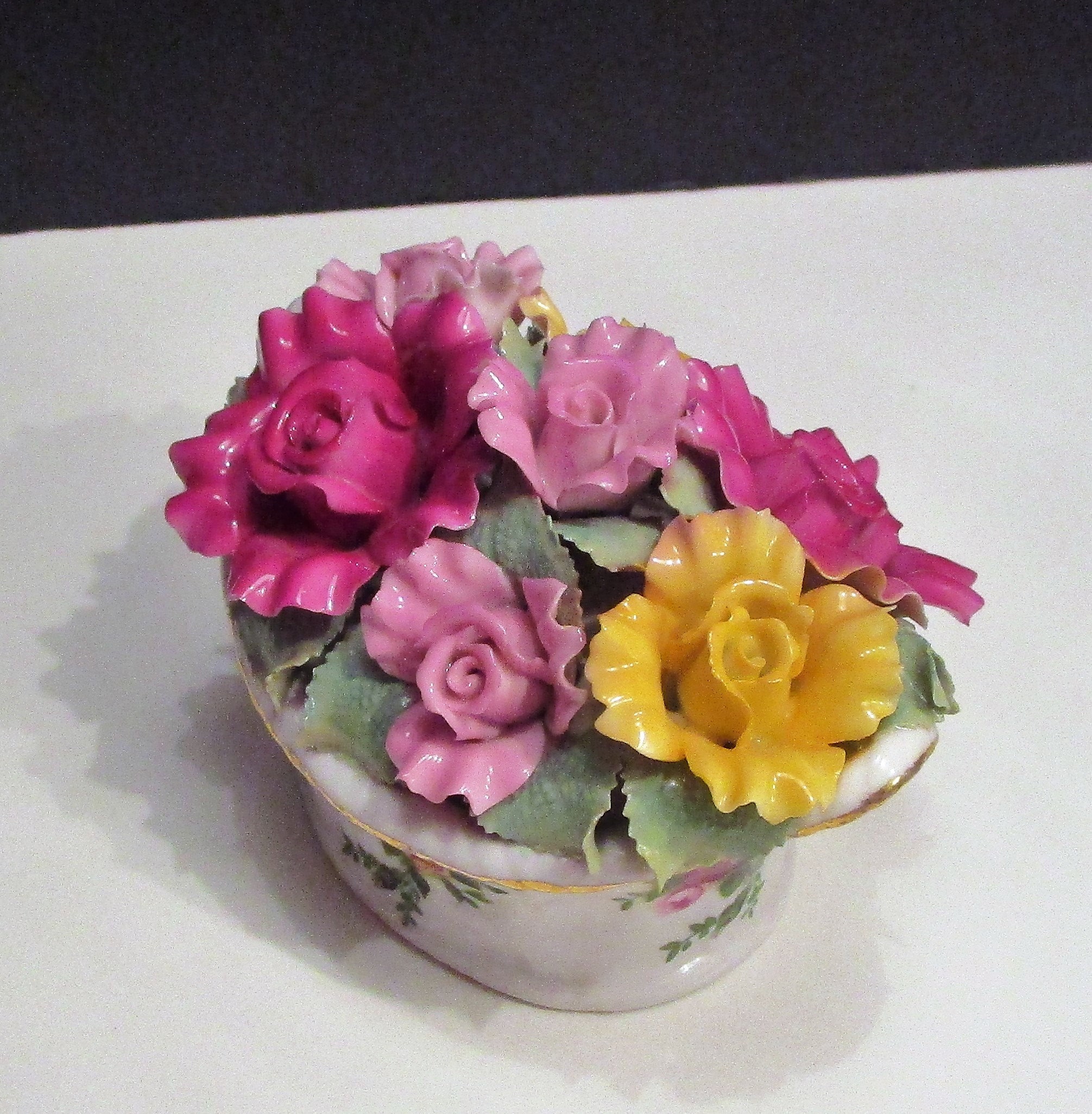 Royal Albert Old Country Roses Music Box: Plays Blue Danube Waltz 