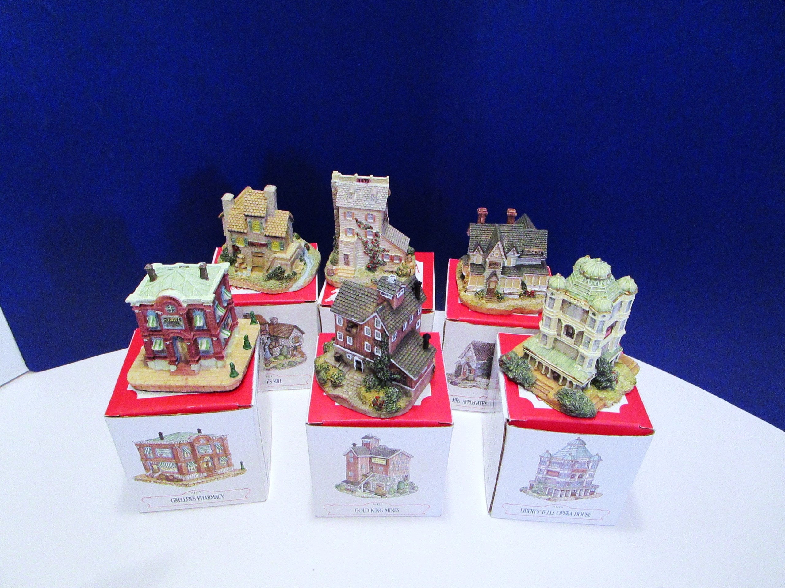Americana Miniature House Collection: Liberty Falls Buildings - Etsy