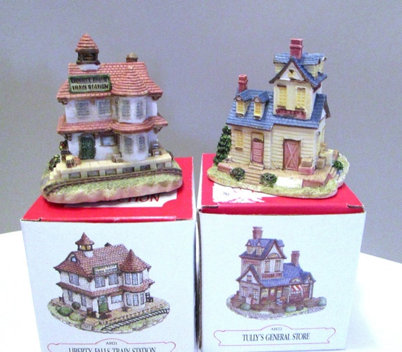 Liberty Falls Miniature Houses: Americana Collectible Buildings