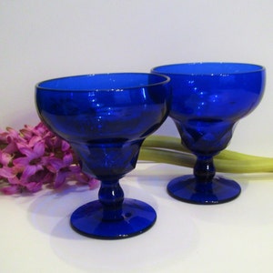 Kobaltblaue Champagner-Coupe-Gläser: Mid-Century Dessert-Sorbet-Tassen