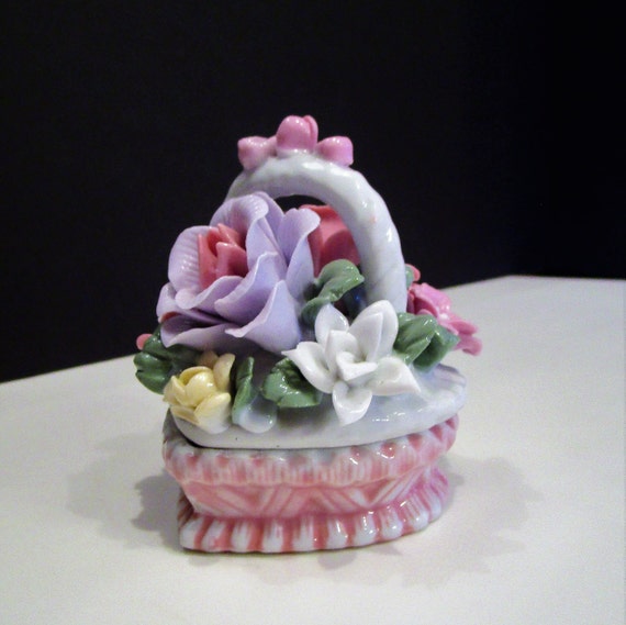 Porcelain 3D Floral Trinket Holder, Vanity Décor … - image 1