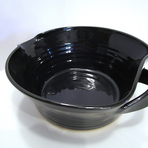 Down Home Mixing Batter Bowl, Pottery Mixing Batter Bowl with Spout & Handle 8" Diameter Signed, Down Home Pottery Seagrove NC, Down Home