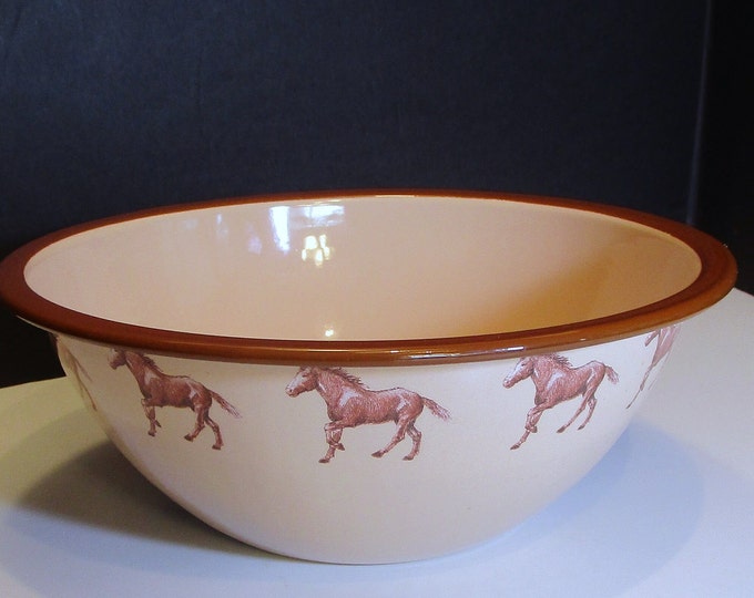 Marble Canyon Horse Bowl Enamel Ware, Horse Marble Canyon 10 1/2 In