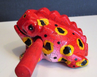Instrument à percussion grenouille en bois rouge : décor Thaïlande