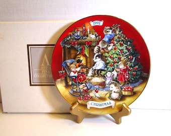 Prato de Natal Avon Vintage 1992: "Compartilhando o Natal com Amigos", borda de ouro 22K