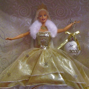 2000 Celebration Barbie Doll: Special Edition, Gold Gown, Ornament (In Box)
