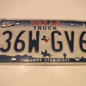 Texas TRUCK License Plate, Texas Plate, Wall License Plate Decor, Lone Star State Texas Wall Decor, Man Cave Decor ,License Plate Craft Item