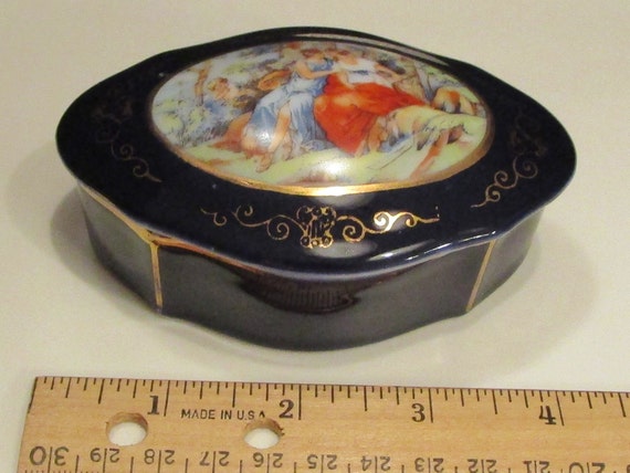 Cobalt Trinket Box: Victorian Ladies Scene, Gold … - image 2
