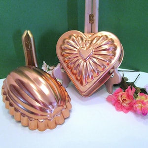 Vintage Copper Jello Molds: Heart & Oval, Hanging Kitchen Decor