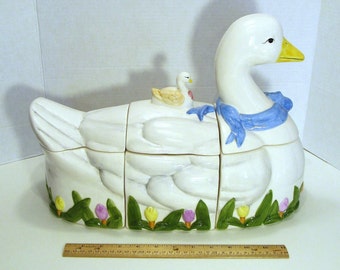 ロイヤルダッチェス クリーマー＆シュガーボウル：ファインチャイナ