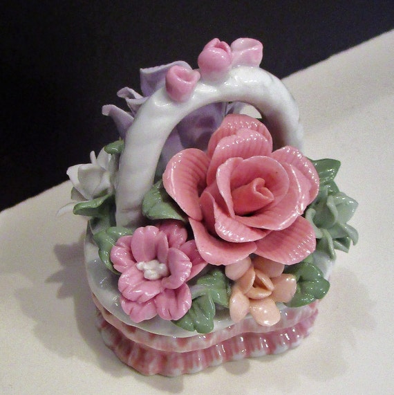Porcelain 3D Floral Trinket Holder, Vanity Décor … - image 2