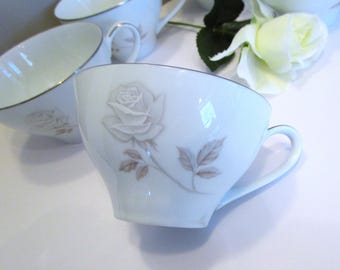 6 tazas de té de repuesto Noritake China 6216 Rosay con borde de platino, fabricadas en Japón.