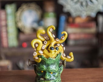 Octopus - dollshouse miniature - 12th scale, Miniature Tentacle Creature