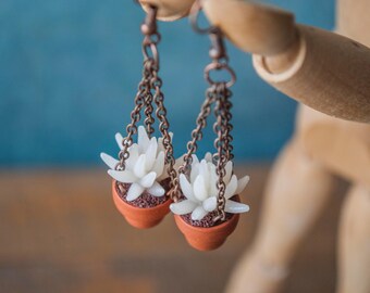 Succulente oorbellen van polymeerklei, terracotta pot, koperen haken