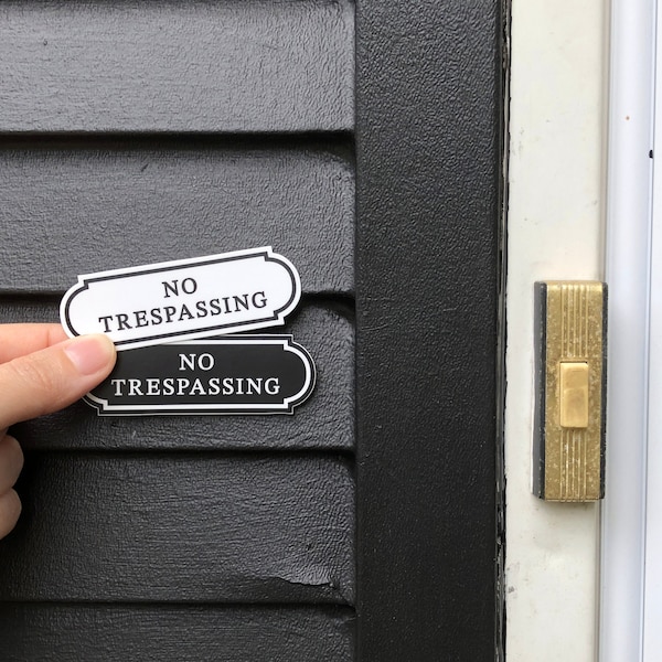 Black & White No Trespassing Sign Sticker Small No Trespassing Sticker No Trespassing Decal Waterproof Outdoor Vinyl Sticker Ring Doorbell