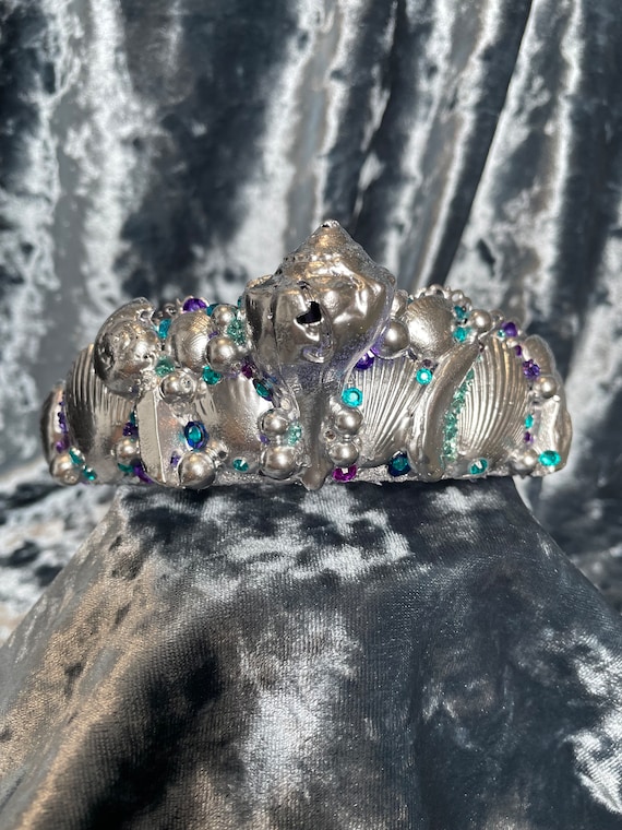 Silver Mermaid Crown, Seashell Tiara, Beach Bridal Headpiece  display picture 3