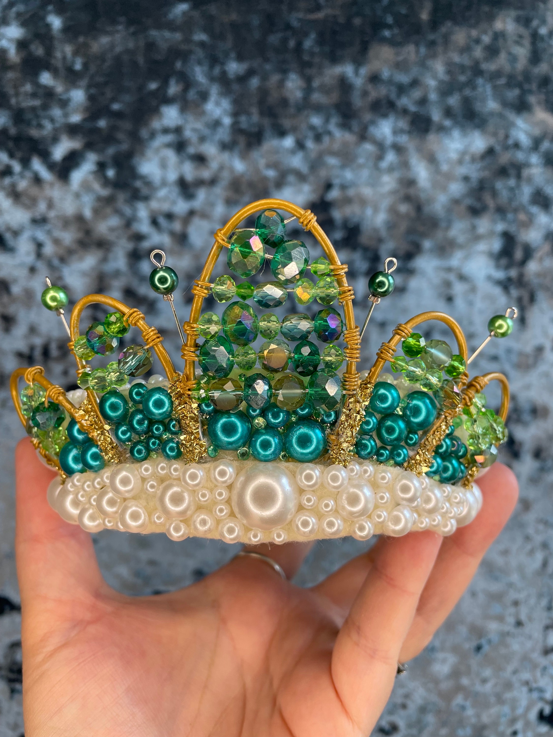 Disney Princess Tiana Gold Tiara Hair Comb Bird Charm s-l1200.jpg main image 2
