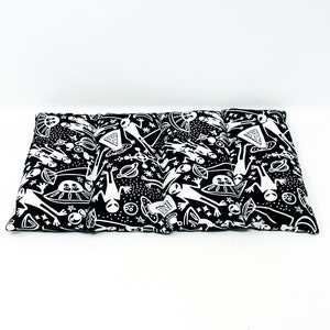 Aliens (Glow in the Dark) - Lap Size - Boo Boo Bag - Hot / Cold Pack