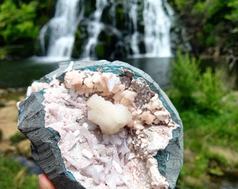 Pink Heulandite with Stilbite Flower Geode / Brings Hope, Beauty & Grace / Infused with 12 Rays of God / High Vibration / Home Decor