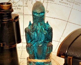 Cthulhu Idol, Bronze finish, Miskatonic, HP Lovecraft, Cthulhu, Mythos, Horror, Science Fiction,