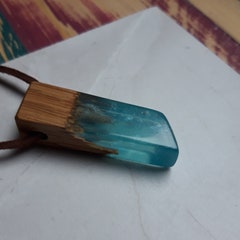 Handmade, secret wood oak and blue pearlescent resin pendant 9