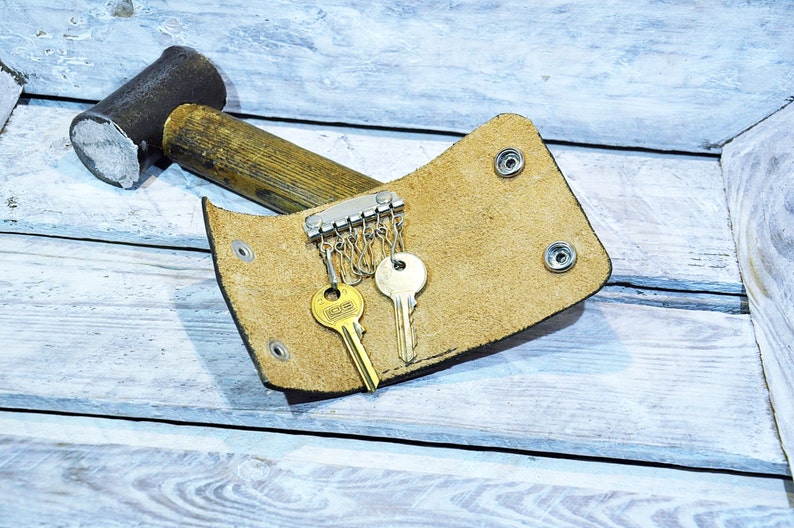 Leather key holder, leather key case, natural leather, handmade, keychain, card holder image 2