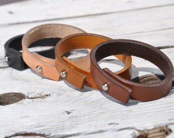 Leather bracelet