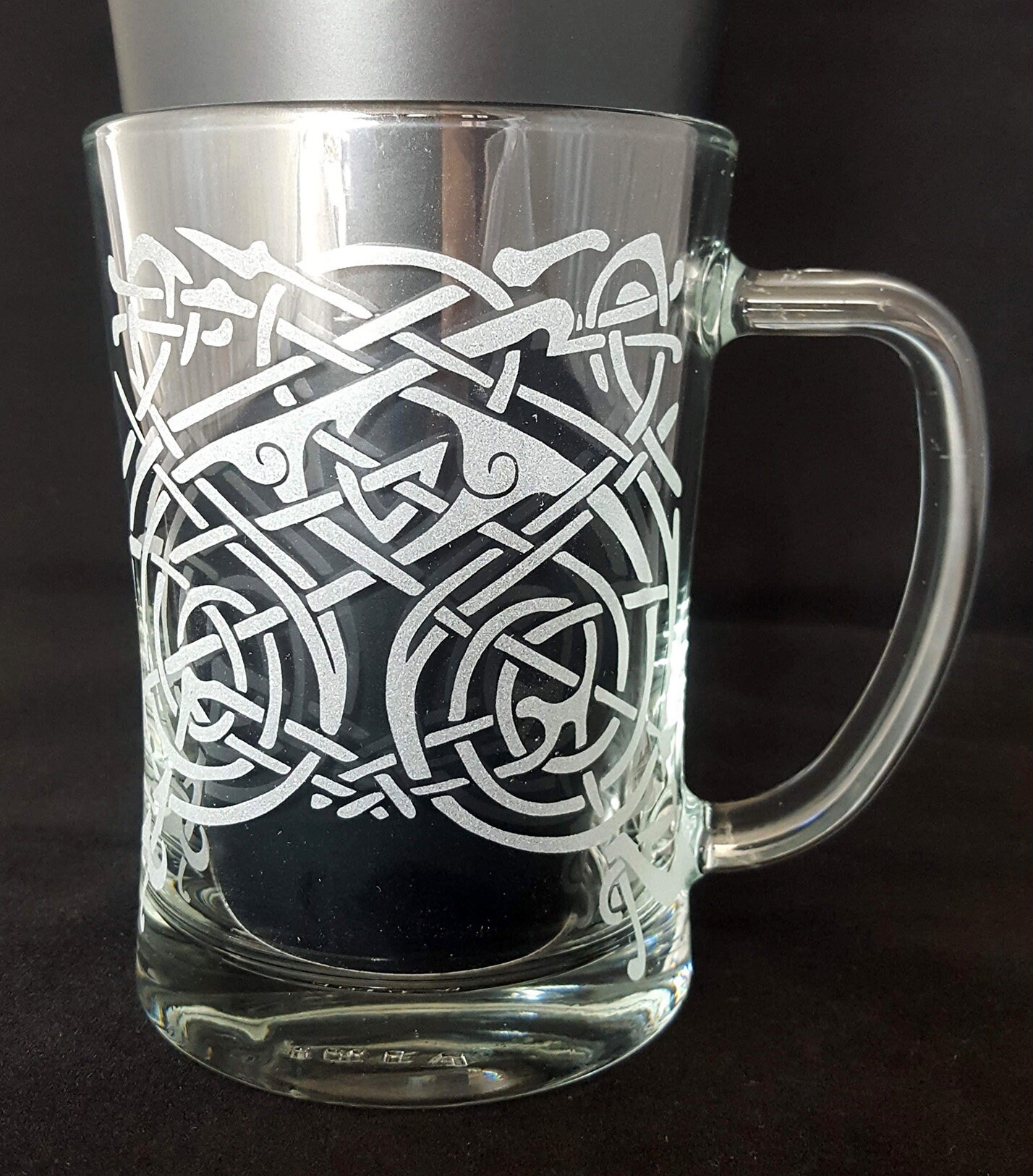 Mug à Bière Celtique Gravé Entrelacs Personnalisé