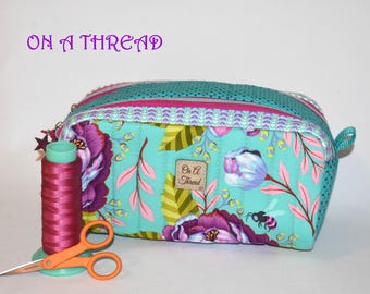 Tula Pink Quilted Case |  OOP Tula Pink| Ditty Bag |  Binary Pouch | OOP Kabloom
