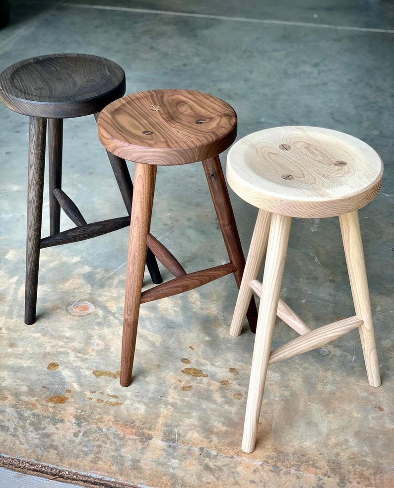 Custom Stools, handmade stool, kitchen stool, counter hight stool, walnut stool, white oak stool, oak stool, wood stool, wooden stool Bild 1