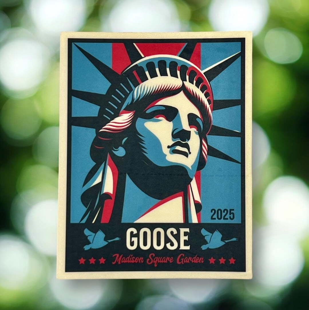 Goose MSG Madison Square Garden 2025 Statue of Liberty NYC Red Blue ...