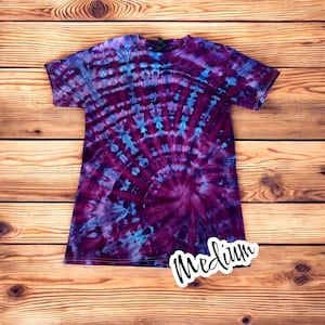 Dark Purple Dark Blue Lavender Light Blue Spiral Ice Dye Tie Dye Short Sleeve Shirt 100% Cotton Size MEDIUM