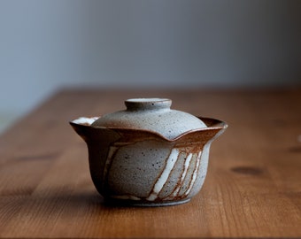 Shiboridashi - Japanese style teapot