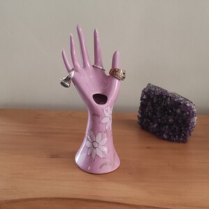 French porcelain hand ring display / Hand ring stand/ Hand shaped jewelry holder/Hand sculpture statuette/ Ceramic art /70s / flower power