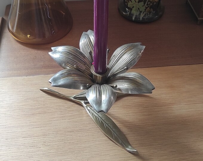 Vintage Flower ASHTRAY With 6 Removable Petals / Lotus Individual