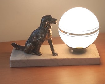 Lampe mit Hund auf Marmorsockel / Französische Art Deco Stimmungslampe / 1940er Jahre / Vintage Lampe / Geschenk für Hundeliebhaber / Französisches Geschenk / Hundedekor /
