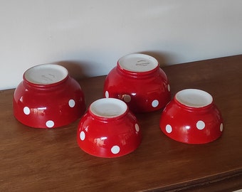 4 vintage coffee bowls, vintage red bowls France, vintage polka dot bowls, enamelled red bowls Longchamps Vintage 1940