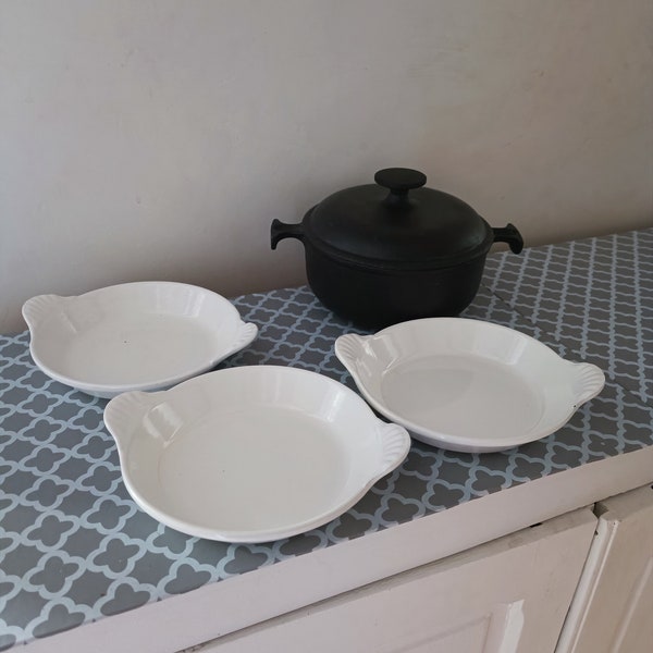 3 LE CREUSET French Roasting Pan / Vintage Ovenware Baking Pan 16/Gratin Dish/ 2 Side Handles / Nordic decor / Shabby chic