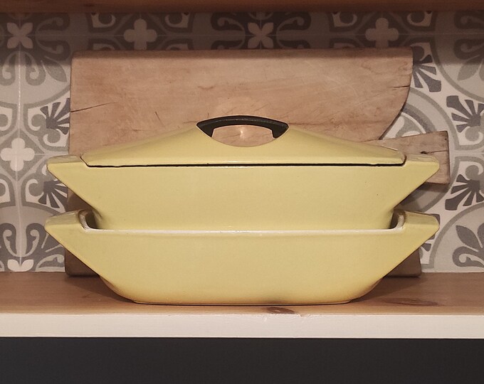 Set Raymond Loewy Le Creuset Cast Iron Baking Dish and Cast Iron Saucepan /retro 1960s