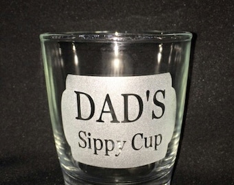 Whiskey glasses, engraved whiskey glass, dad gifts, from daughter, dad whiskey glass, custom whiskey glasses, rocks glass, Fathers Day Gift