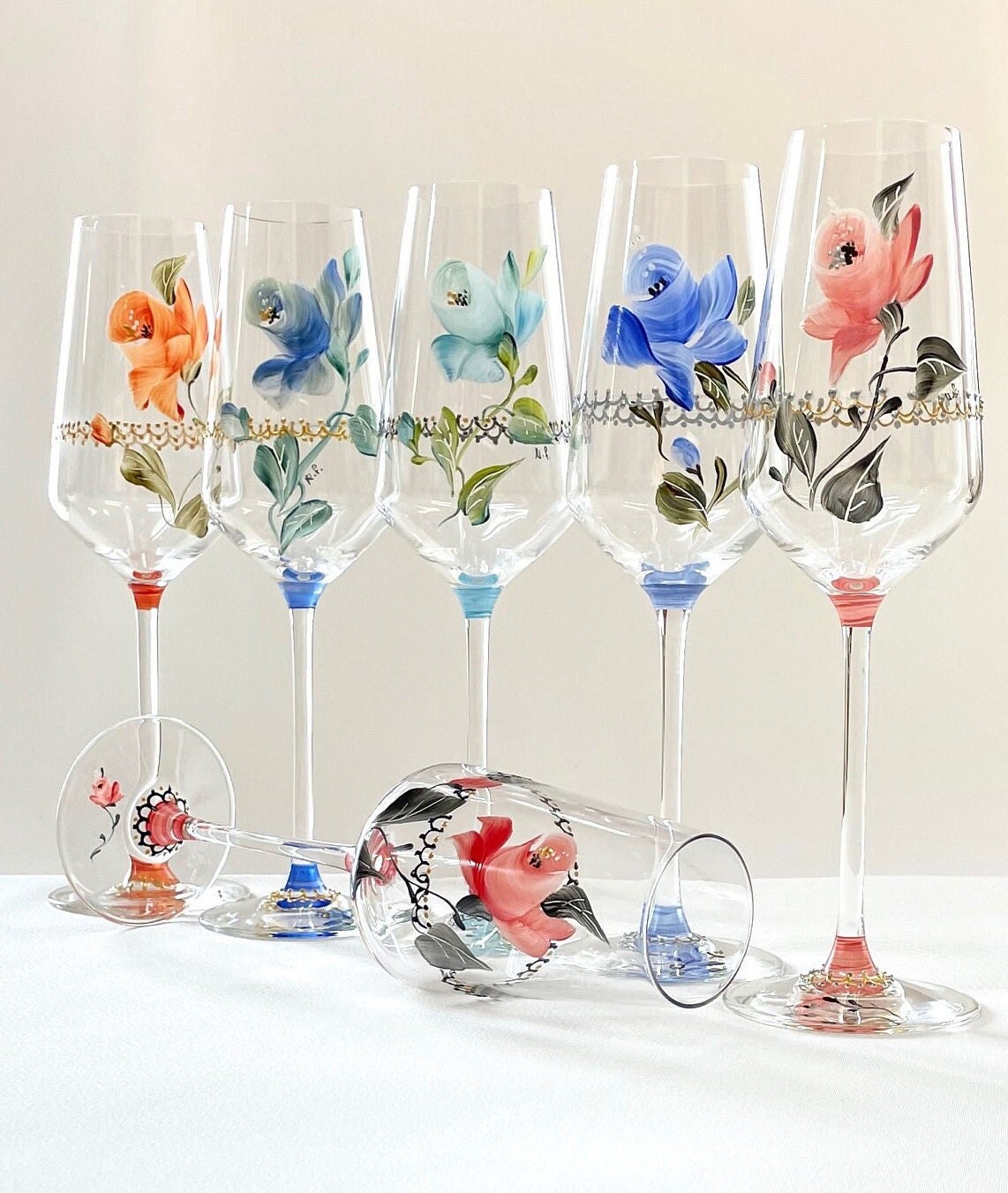 Duo de Flutes à Champagne Peintes La Main - Décor Floral et Dentelle 6 Couleurs | Rouge Rose Bleu Or