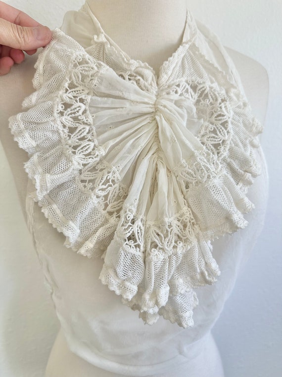 1900’s Edwardian Lace Jabot Collar Dickie Mo… Gem